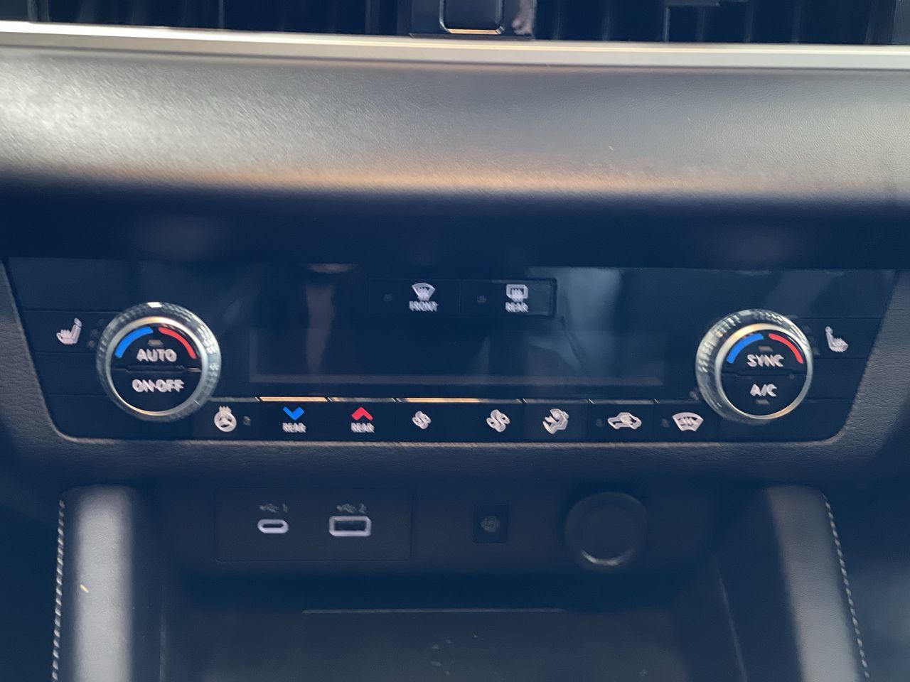 2024 Mitsubishi Outlander Plug-In Hybrid