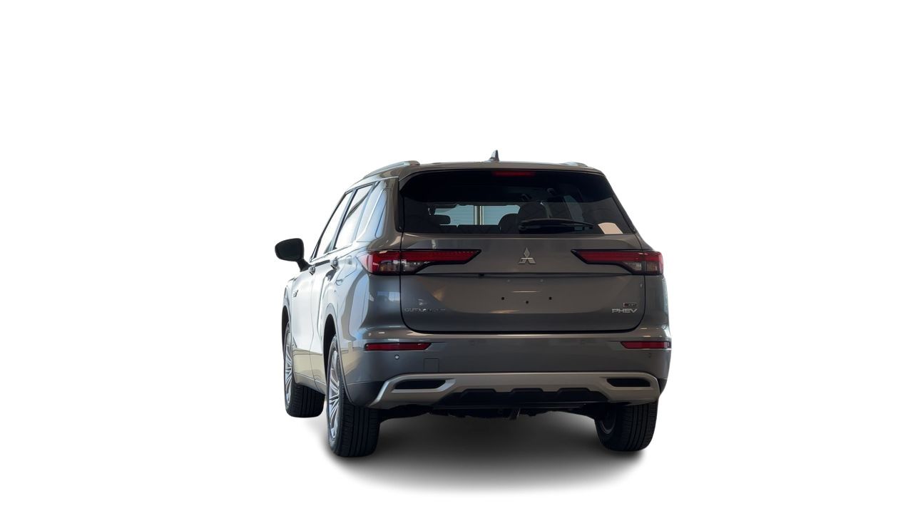 2024 Mitsubishi Outlander Plug-In Hybrid