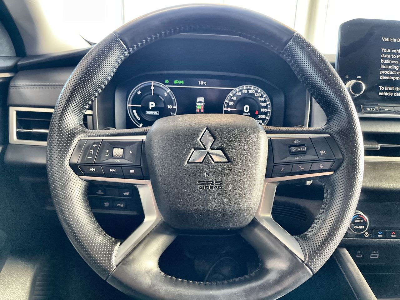 2024 Mitsubishi Outlander Plug-In Hybrid