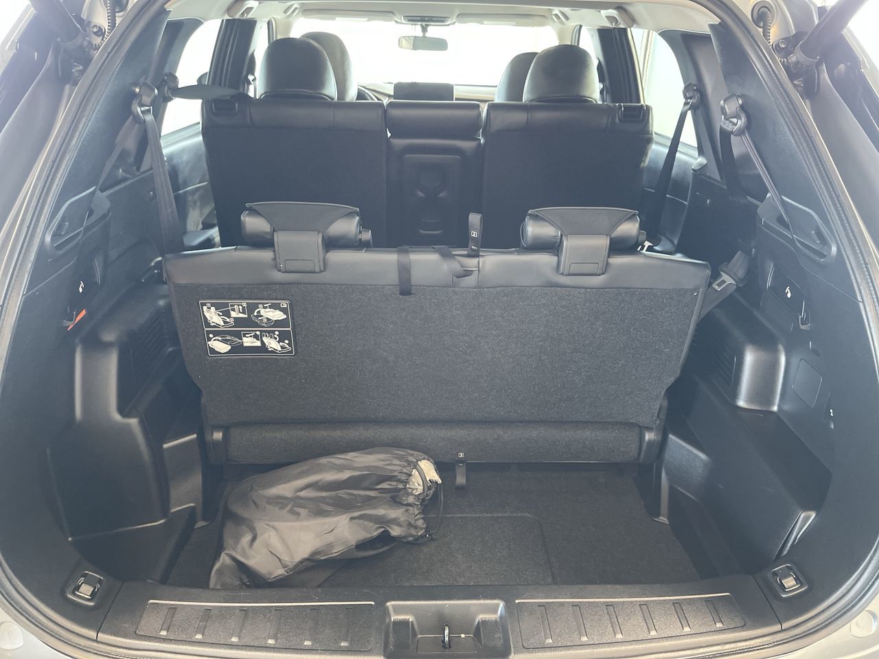 2024 Mitsubishi Outlander Plug-In Hybrid