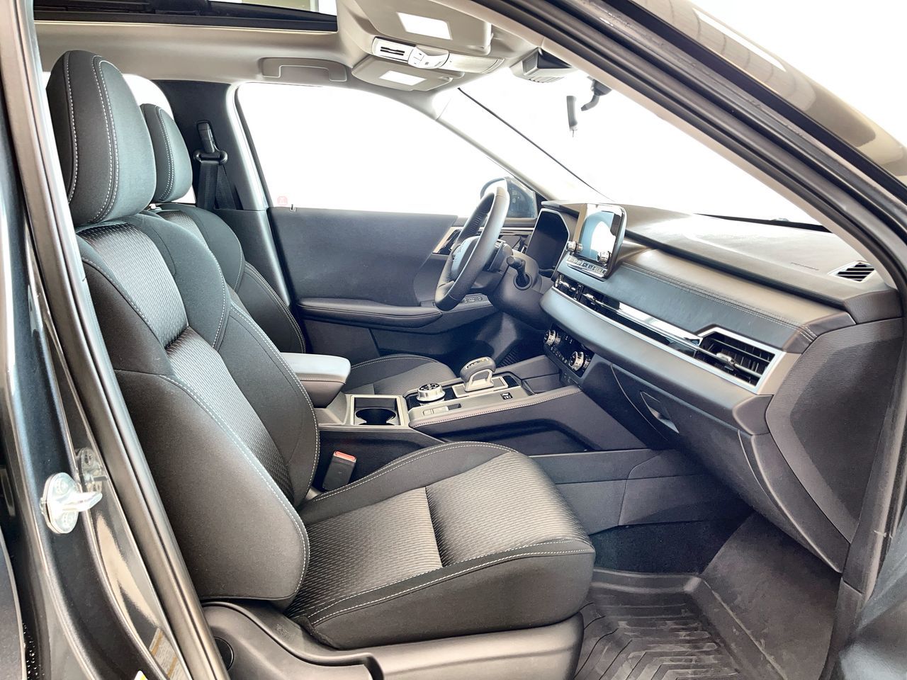 2025 Mitsubishi Outlander Plug-in Hybrid