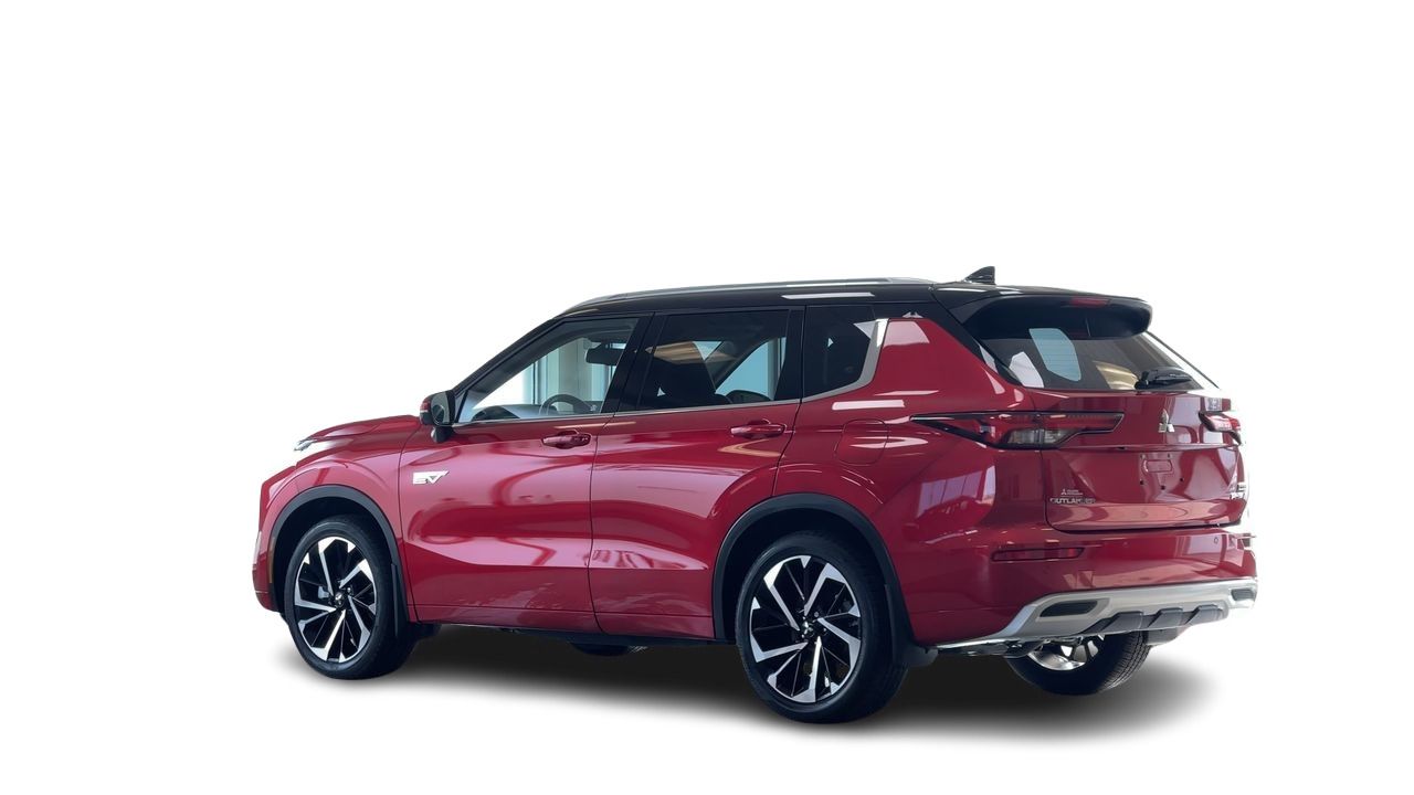 2025 Mitsubishi Outlander Plug-in Hybrid in Regina, Saskatchewan