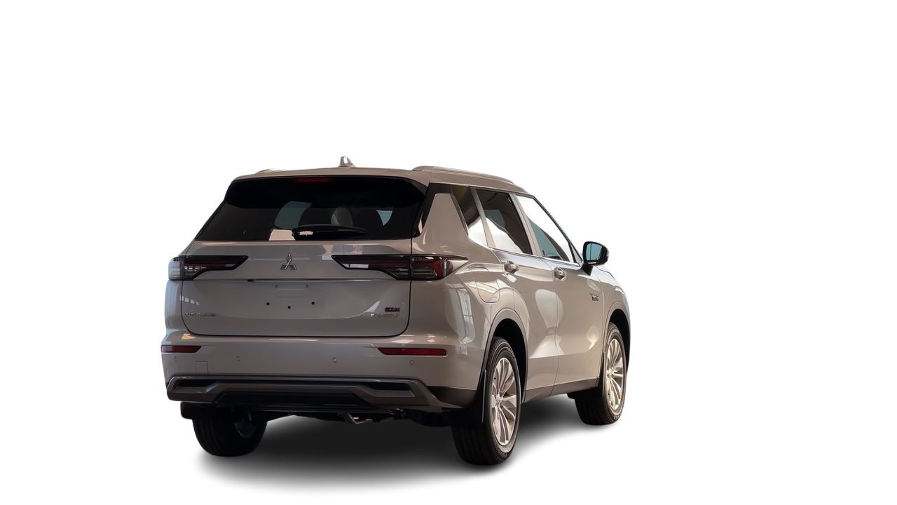 2025 Mitsubishi Outlander Plug-In Hybrid