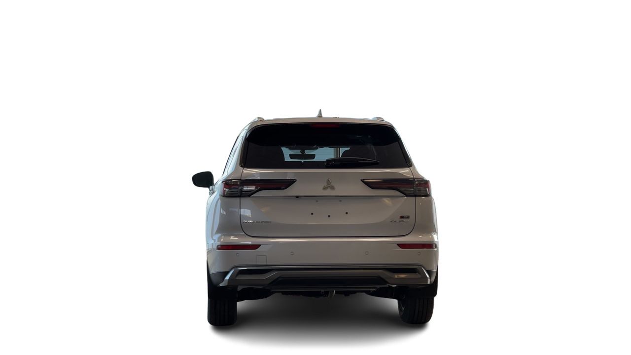 2025 Mitsubishi Outlander Plug-In Hybrid
