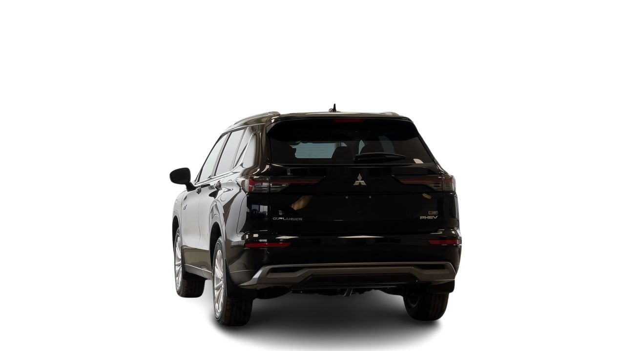 2026 Mitsubishi Outlander Plug-in Hybrid