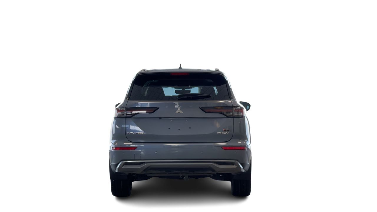 2026 Mitsubishi Outlander Plug-in Hybrid