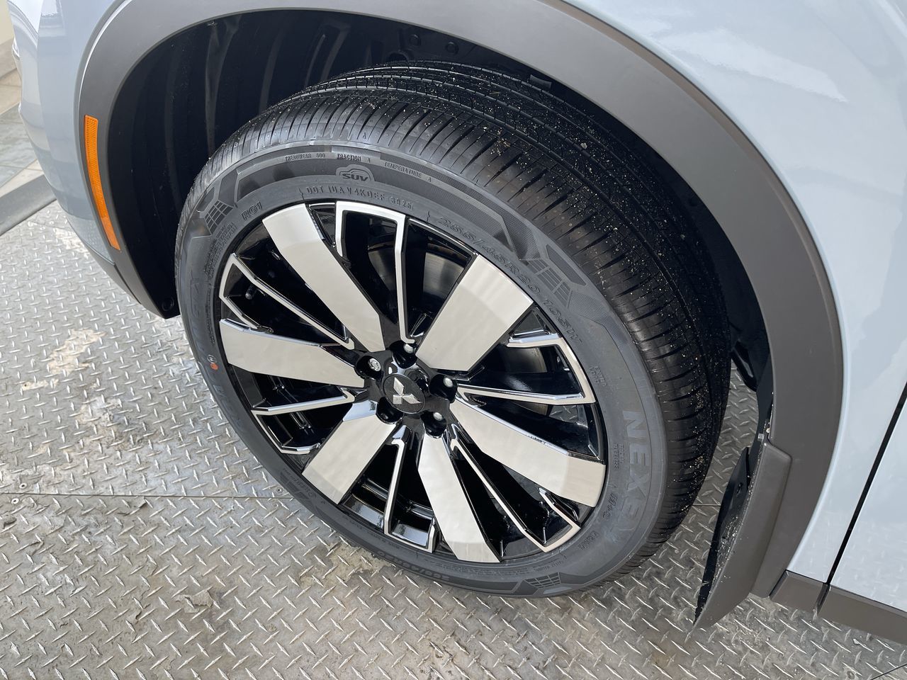 2026 Mitsubishi Outlander Plug-in Hybrid