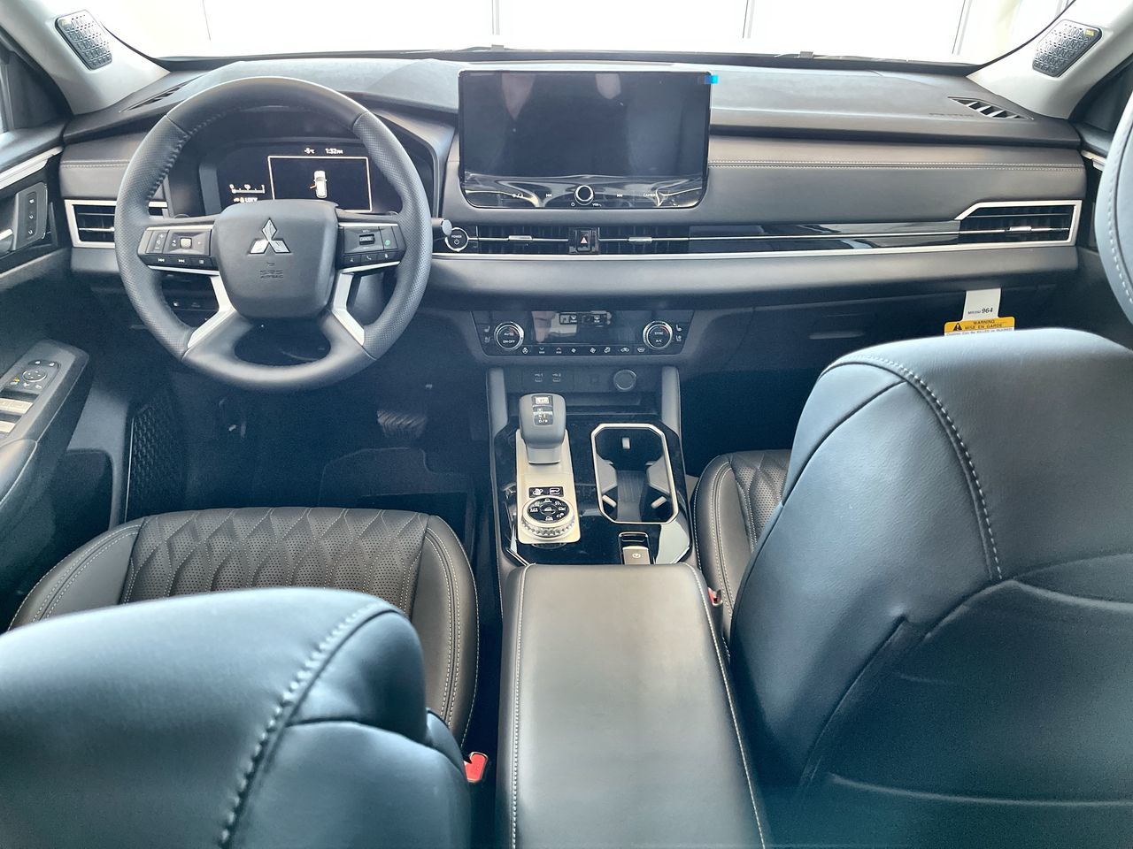 2026 Mitsubishi Outlander Plug-in Hybrid