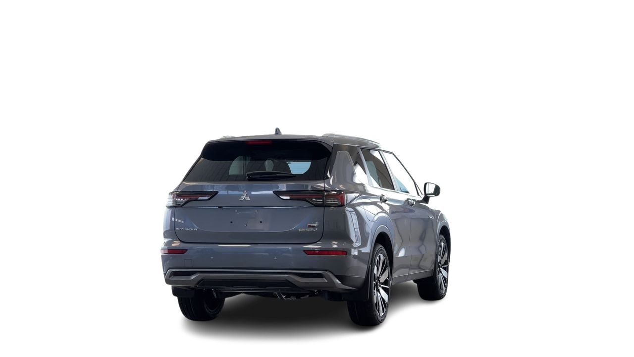 2026 Mitsubishi Outlander Plug-in Hybrid