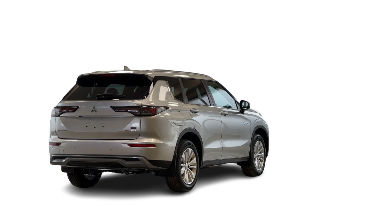 2026 Mitsubishi Outlander Plug-in Hybrid
