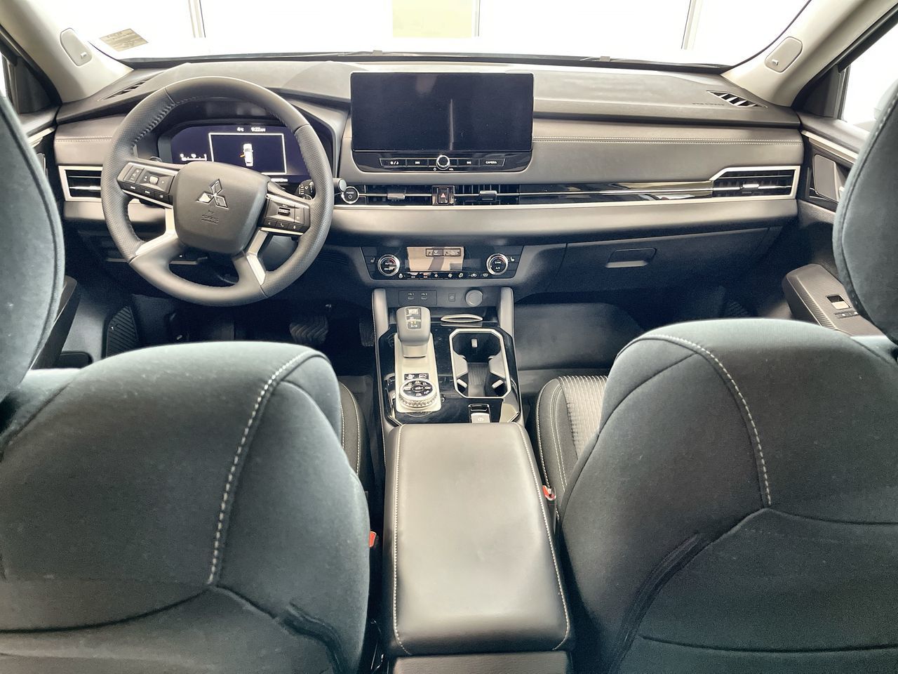 2026 Mitsubishi Outlander Plug-in Hybrid