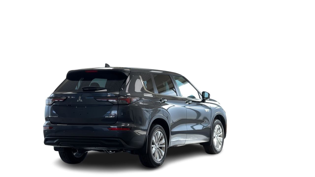 Mitsubishi Outlander Plug-in Hybrid  2026 à Regina, Saskatchewan