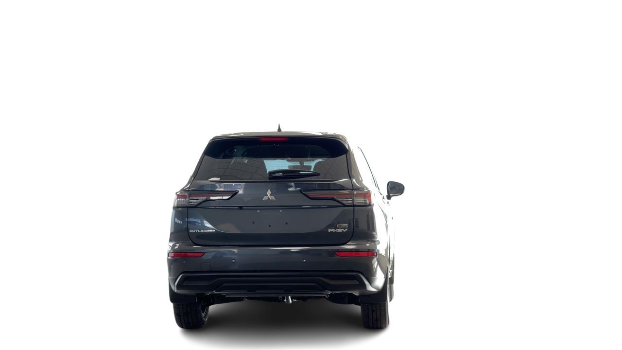 Mitsubishi Outlander Plug-in Hybrid  2026 à Regina, Saskatchewan