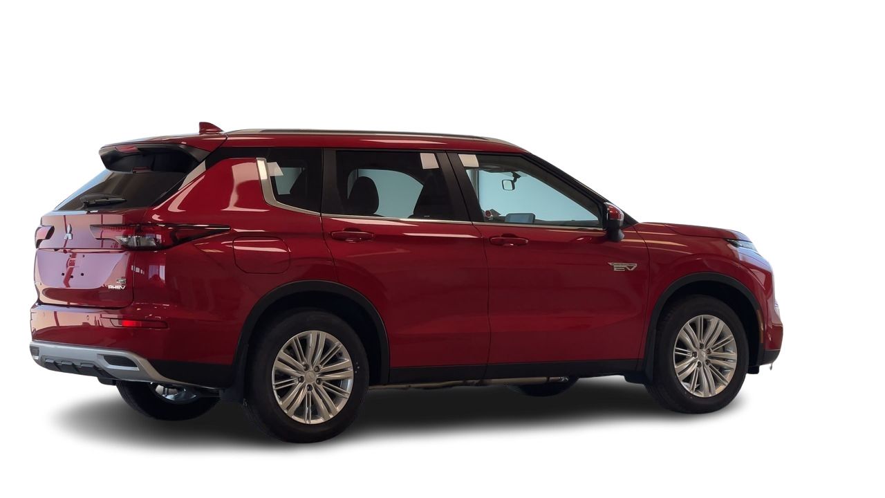 2026 Mitsubishi Outlander Plug-in Hybrid