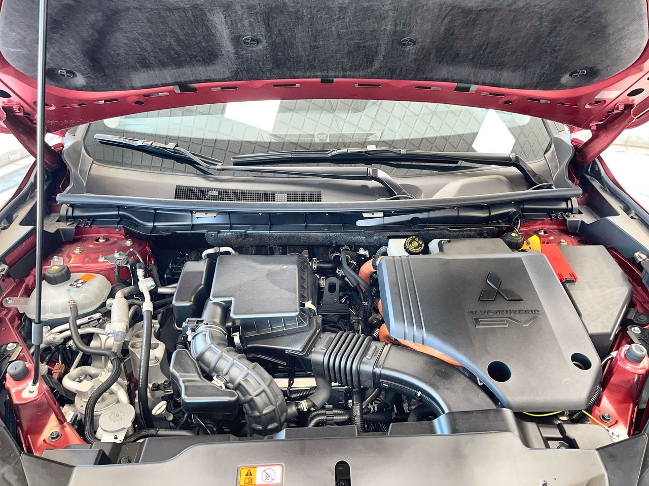 2026 Mitsubishi Outlander Plug-in Hybrid