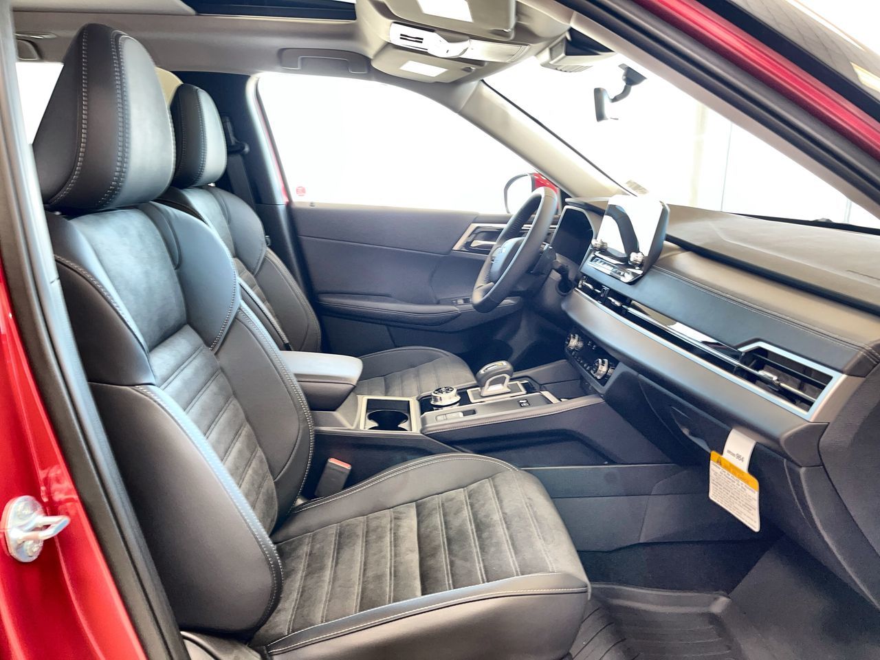 2026 Mitsubishi Outlander Plug-in Hybrid