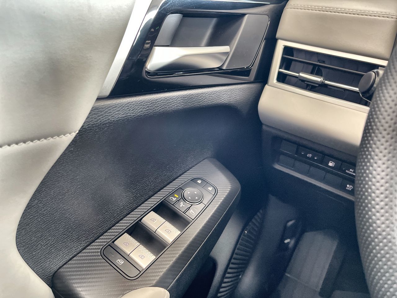 2026 Mitsubishi Outlander Plug-in Hybrid