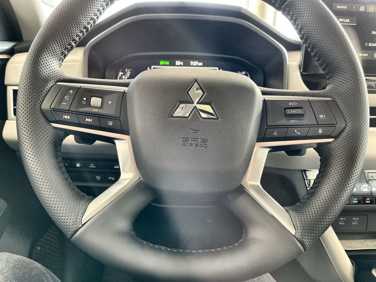 2026 Mitsubishi Outlander Plug-in Hybrid