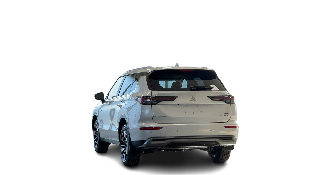 2026 Mitsubishi Outlander Plug-in Hybrid