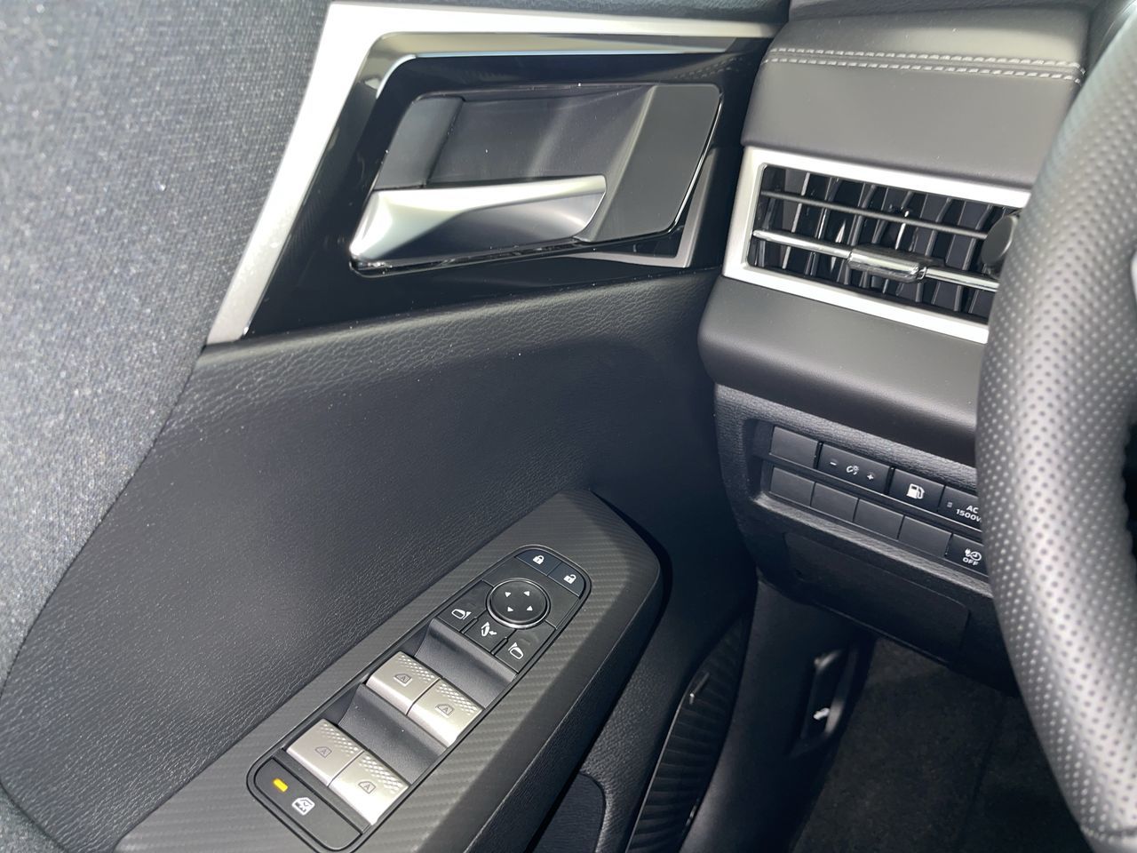 2026 Mitsubishi Outlander Plug-in Hybrid