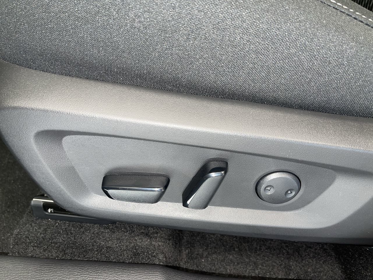 2026 Mitsubishi Outlander Plug-in Hybrid