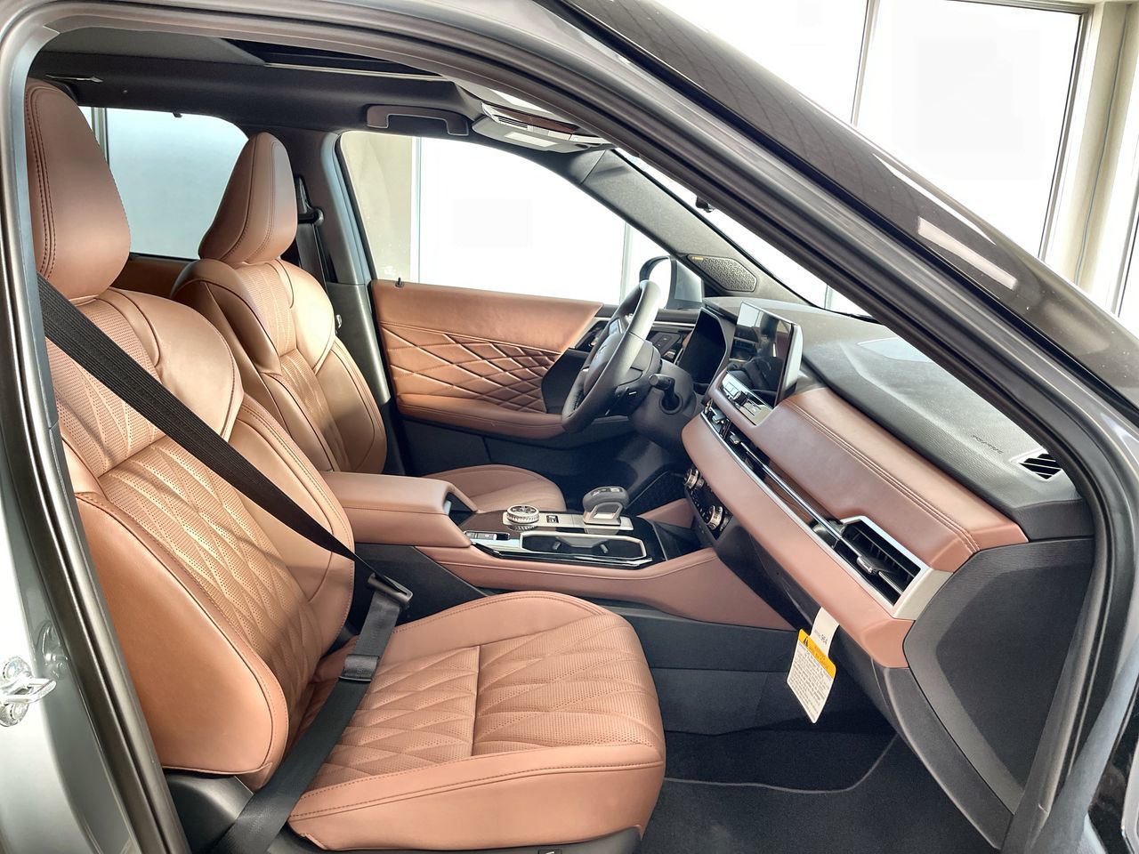 2026 Mitsubishi Outlander Plug-in Hybrid