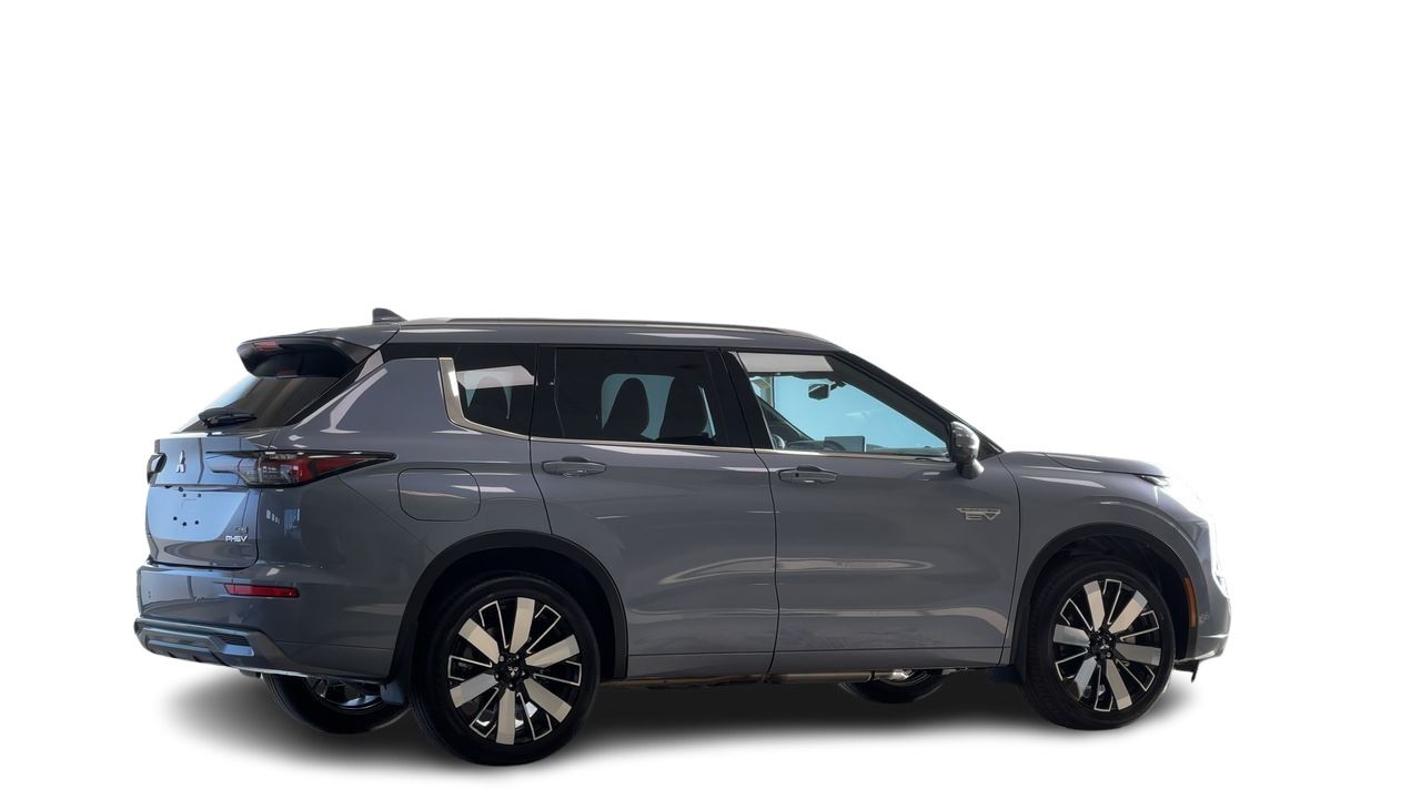 2026 Mitsubishi Outlander Plug-in Hybrid