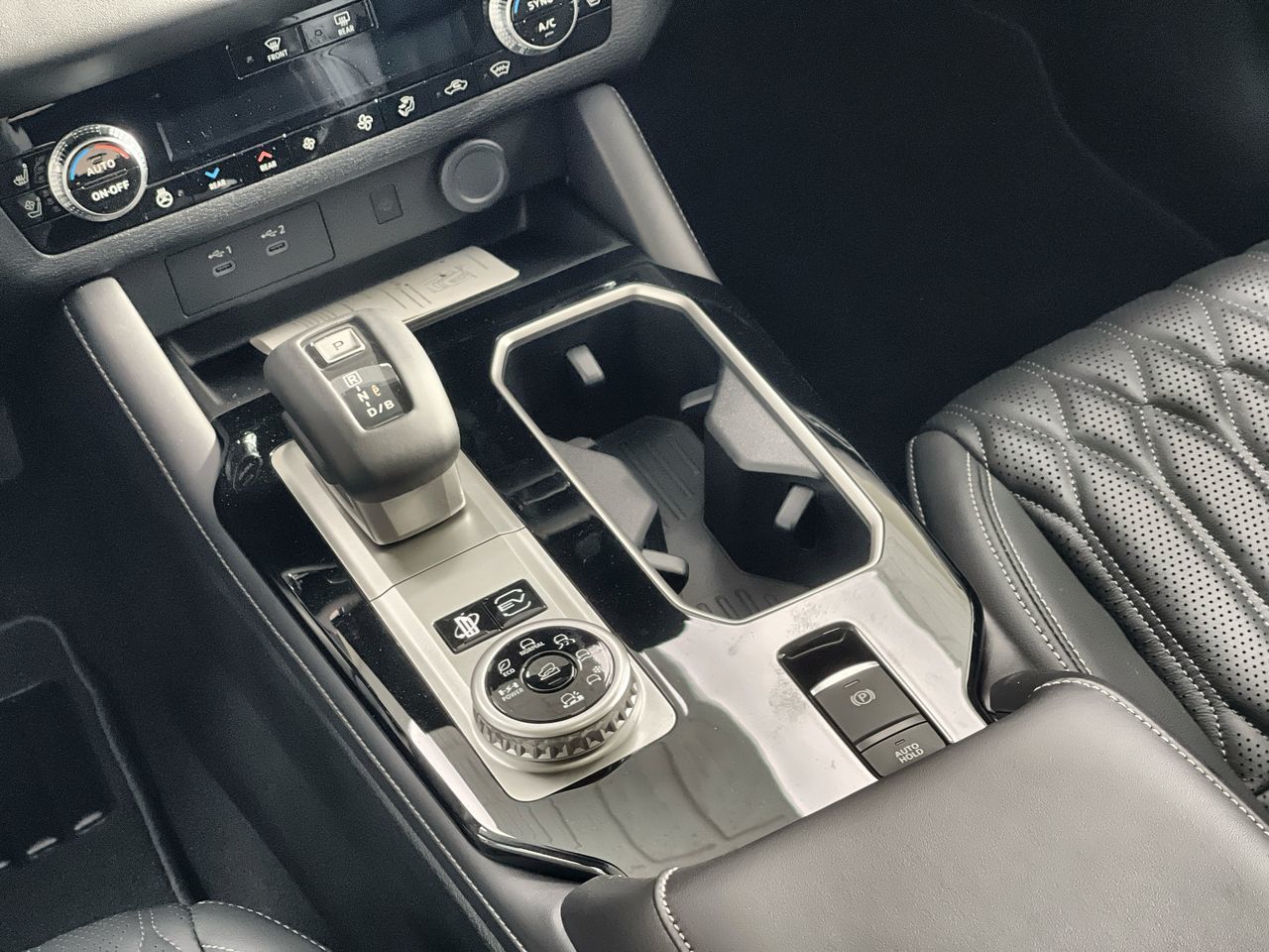 2026 Mitsubishi Outlander Plug-in Hybrid