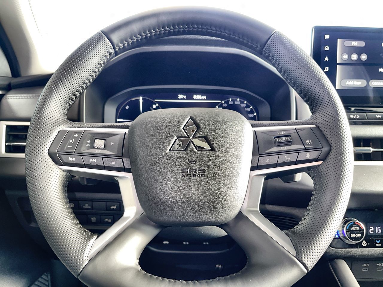 2026 Mitsubishi Outlander Plug-in Hybrid