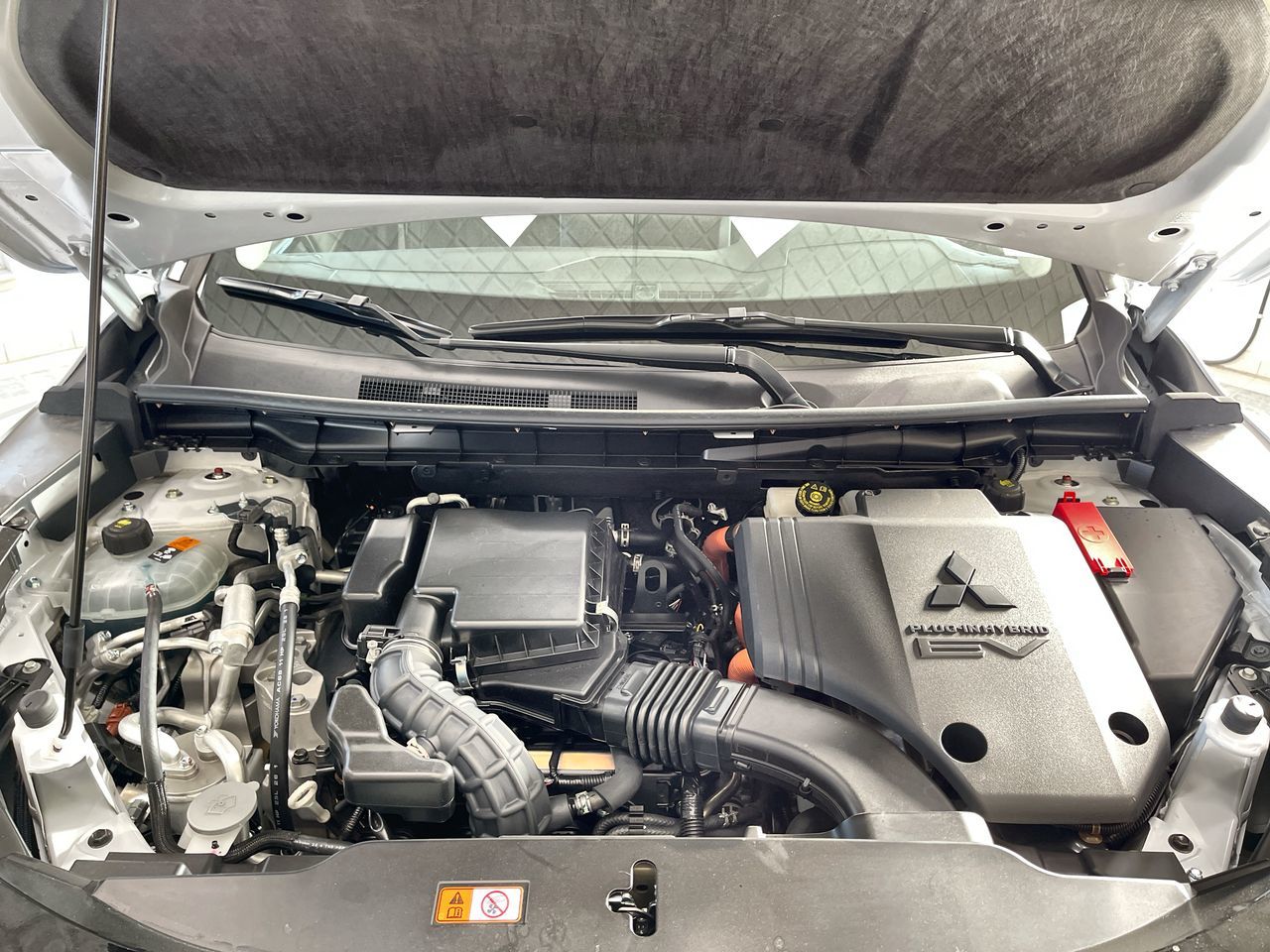 2026 Mitsubishi Outlander Plug-in Hybrid