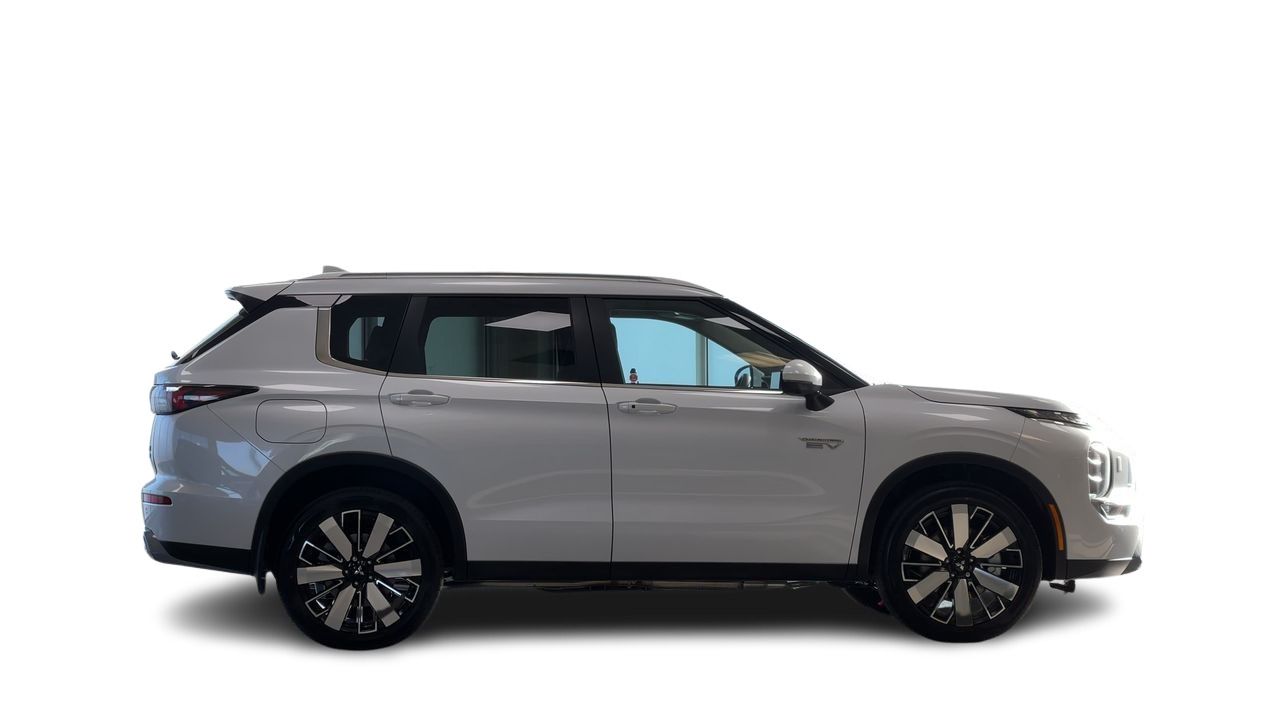 2026 Mitsubishi Outlander Plug-in Hybrid