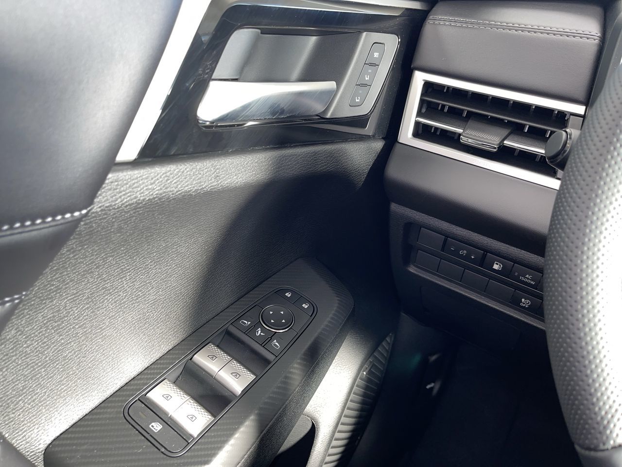 2026 Mitsubishi Outlander Plug-in Hybrid