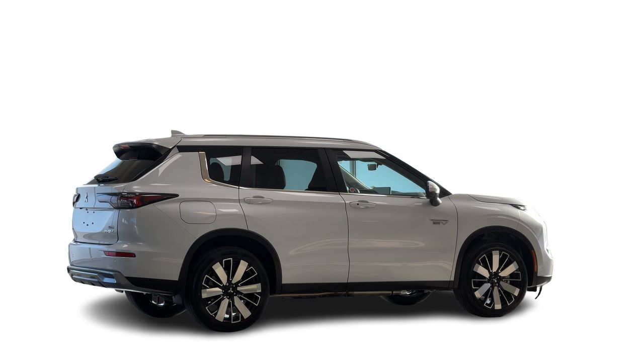 2026 Mitsubishi Outlander Plug-in Hybrid