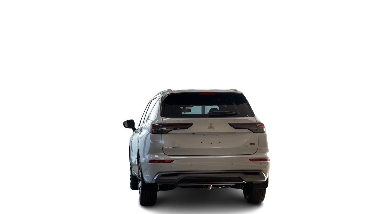 2026 Mitsubishi Outlander Plug-in Hybrid