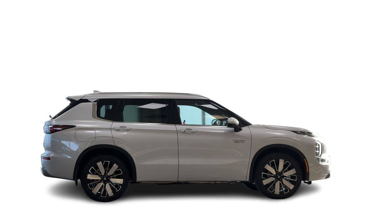 2026 Mitsubishi Outlander Plug-in Hybrid