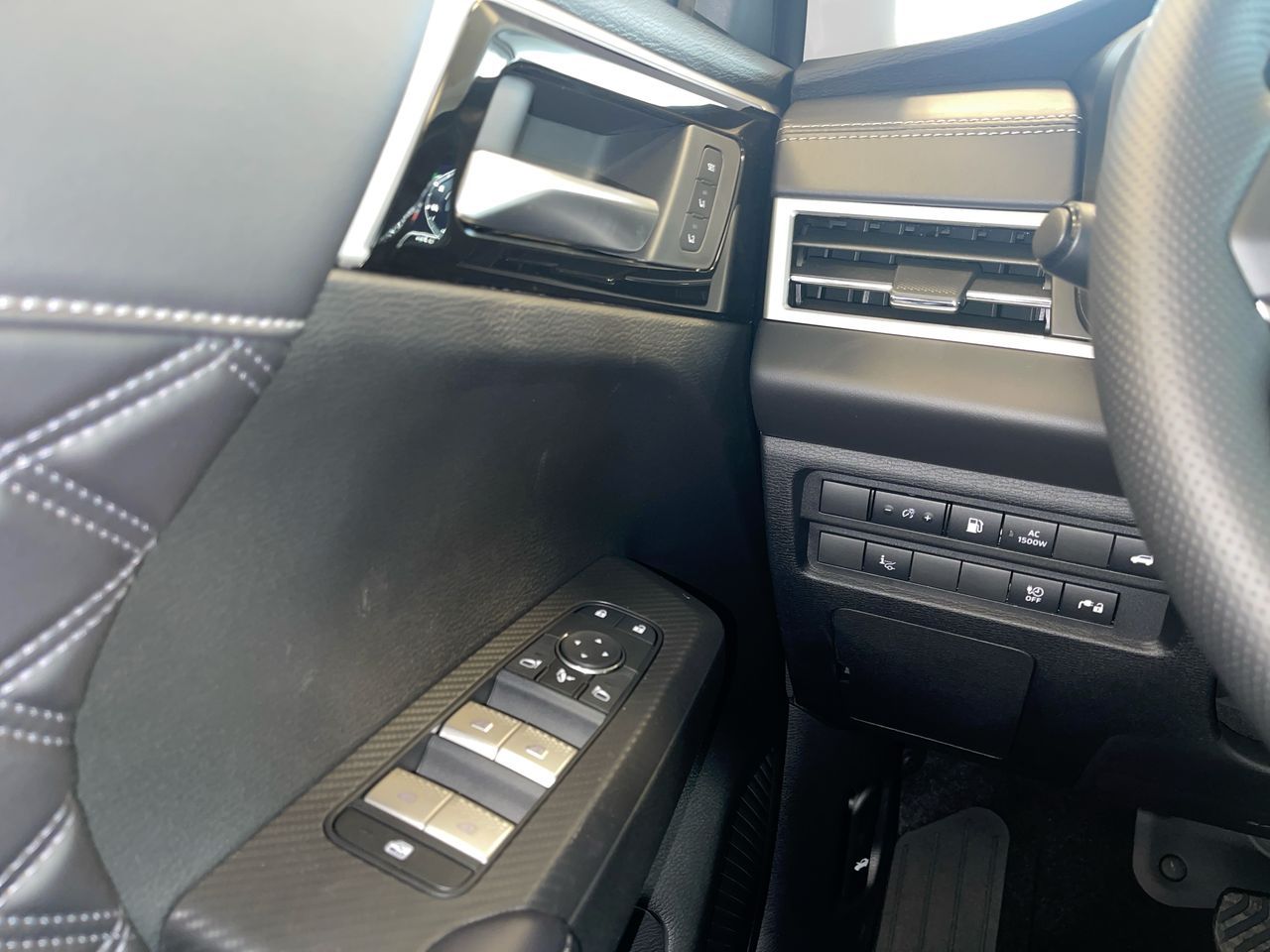 2026 Mitsubishi Outlander Plug-in Hybrid