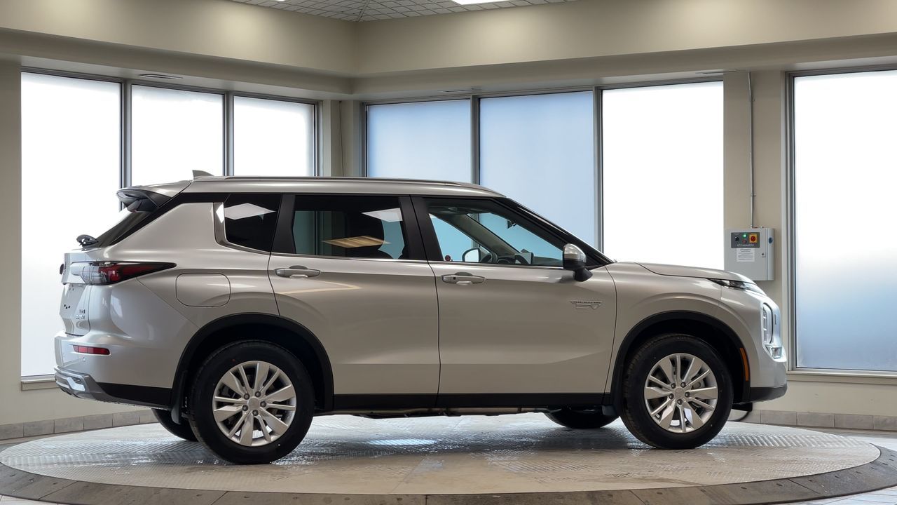 2026 Mitsubishi Outlander Plug-in Hybrid