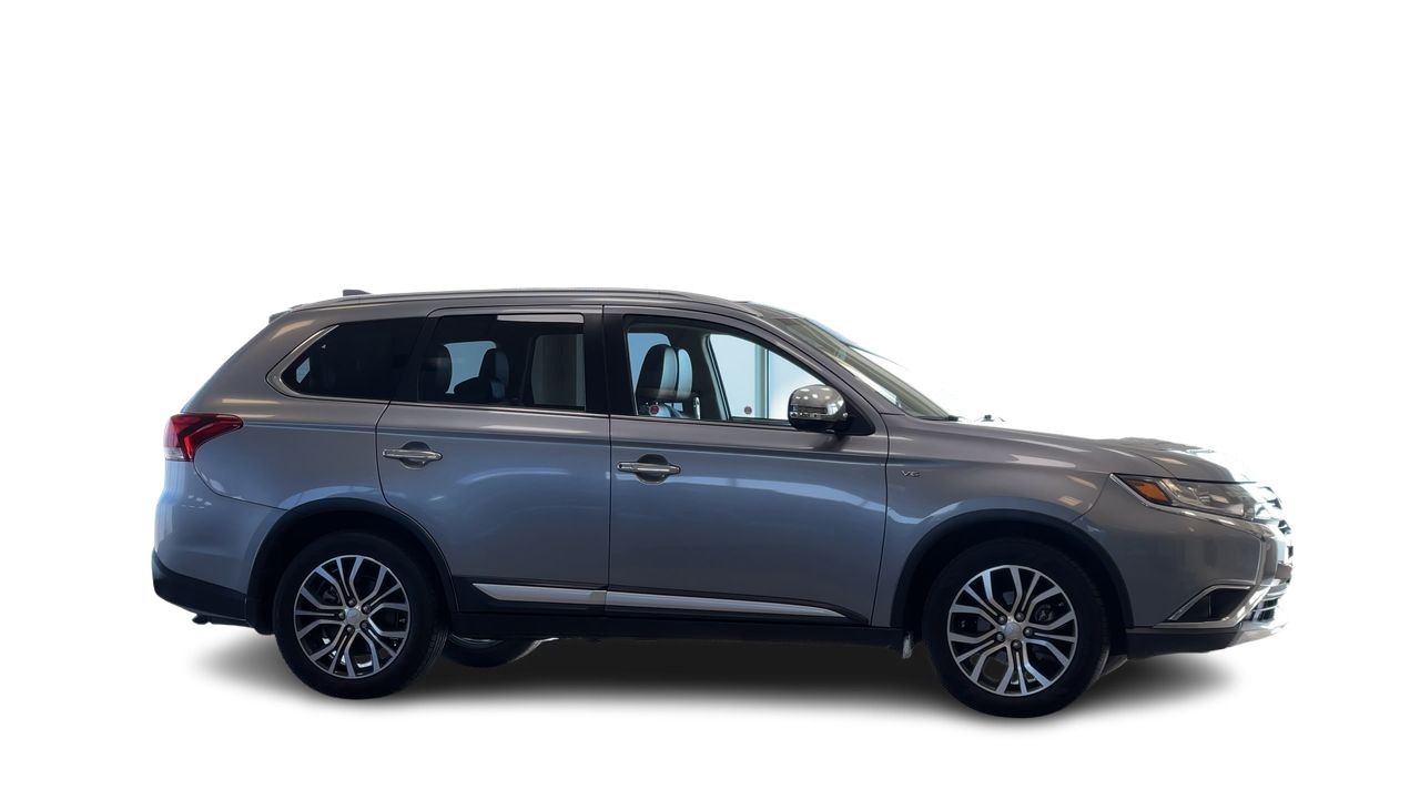2017 Mitsubishi Outlander in Regina, Saskatchewan