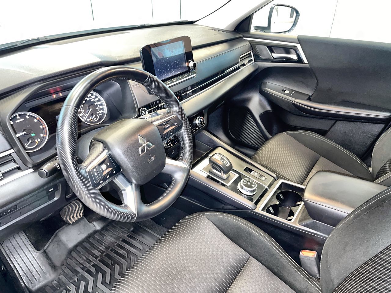 2022 Mitsubishi Outlander in Regina, Saskatchewan