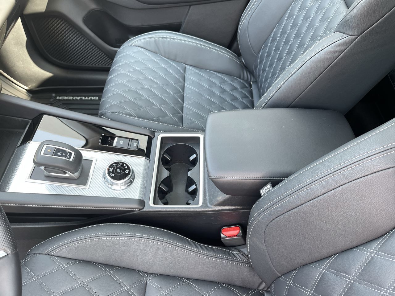 2022 Mitsubishi Outlander in Regina, Saskatchewan