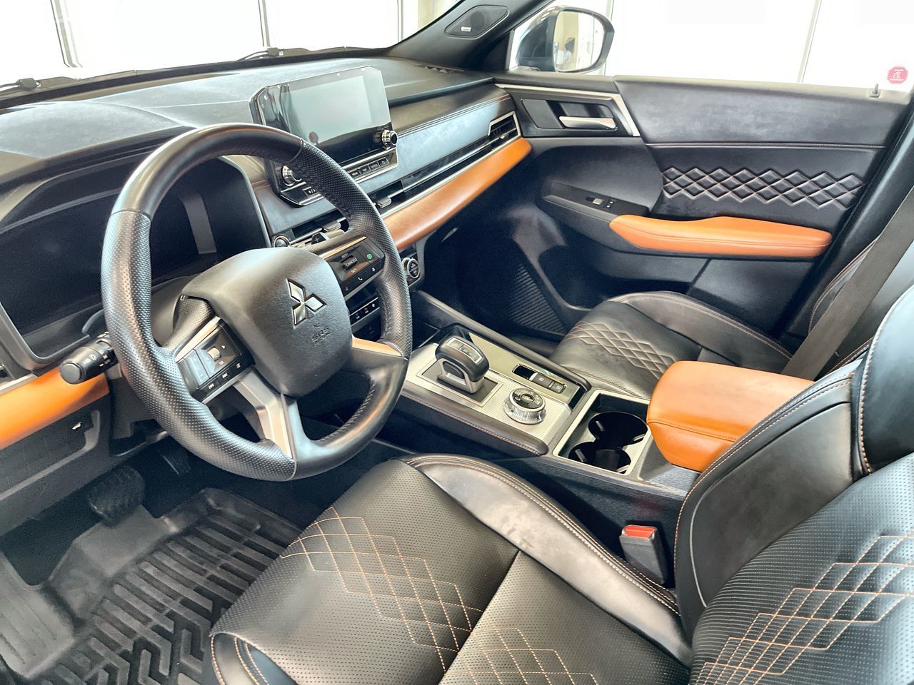 2024 Mitsubishi Outlander