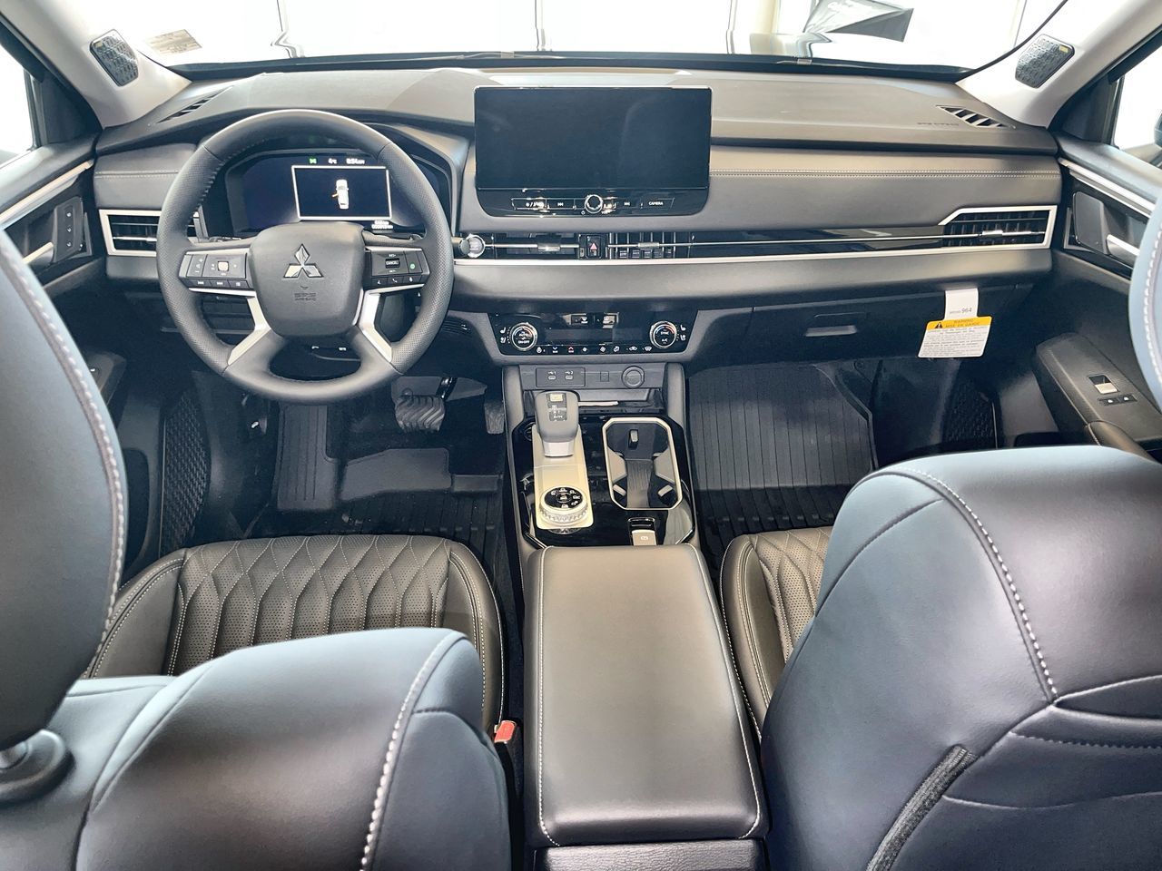 2025 Mitsubishi Outlander in Regina, Saskatchewan