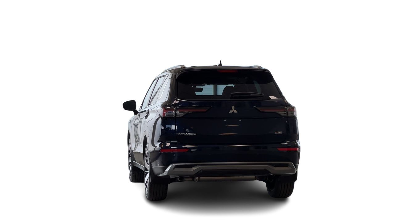 2025 Mitsubishi Outlander in Regina, Saskatchewan