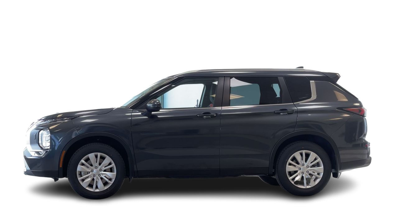2025 Mitsubishi Outlander in Regina, Saskatchewan