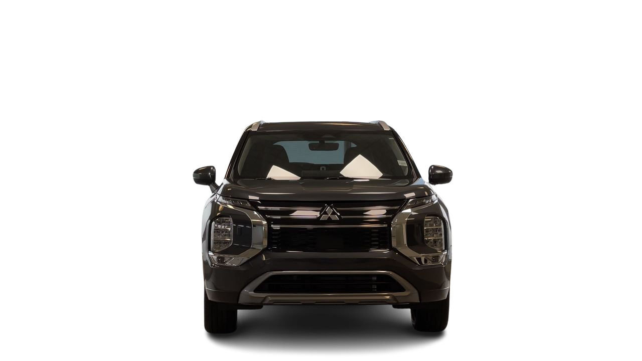 2025 Mitsubishi Outlander in Regina, Saskatchewan