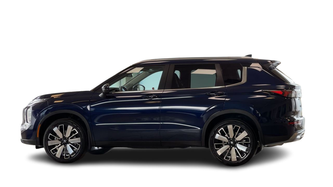 2025 Mitsubishi Outlander in Regina, Saskatchewan