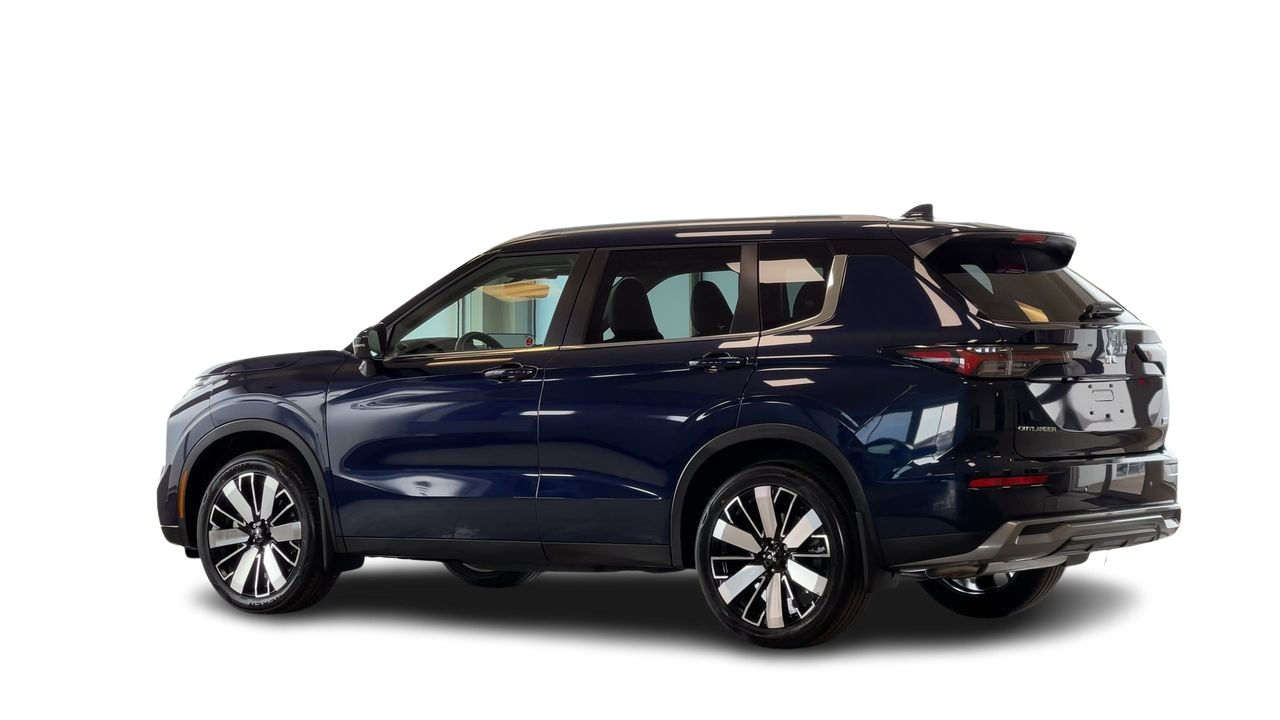 2025 Mitsubishi Outlander in Regina, Saskatchewan