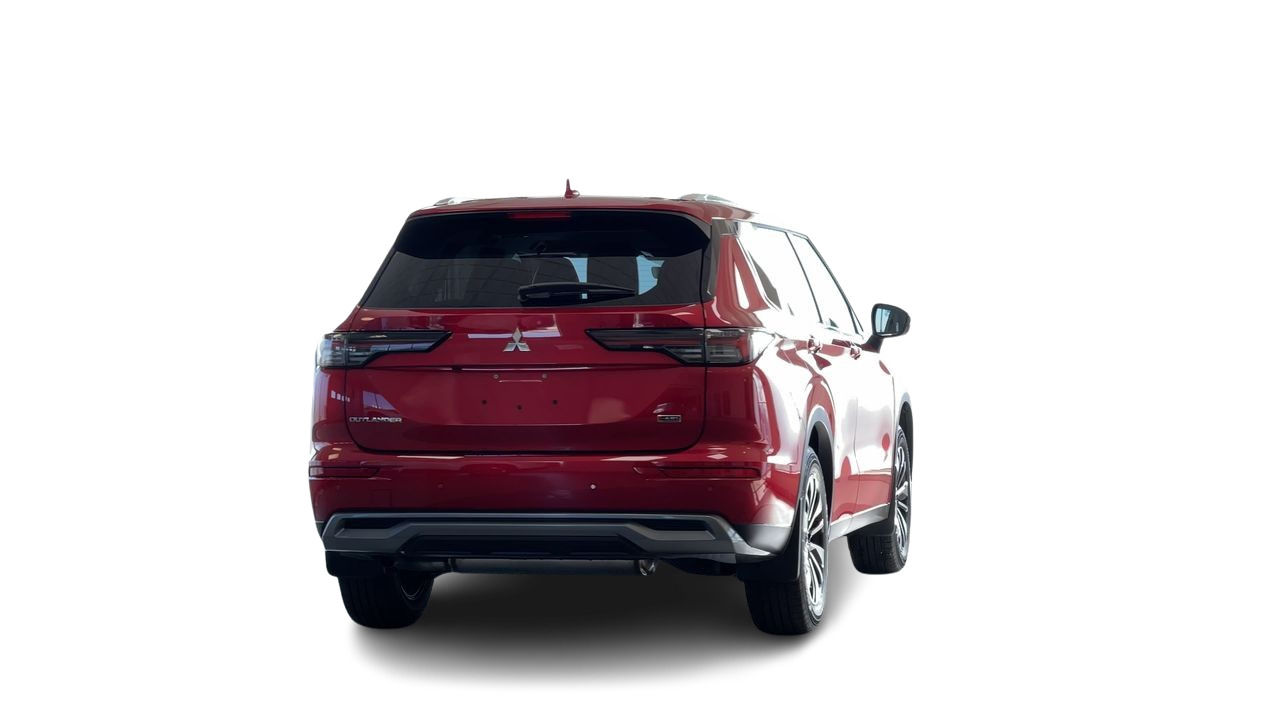 2025 Mitsubishi Outlander in Regina, Saskatchewan