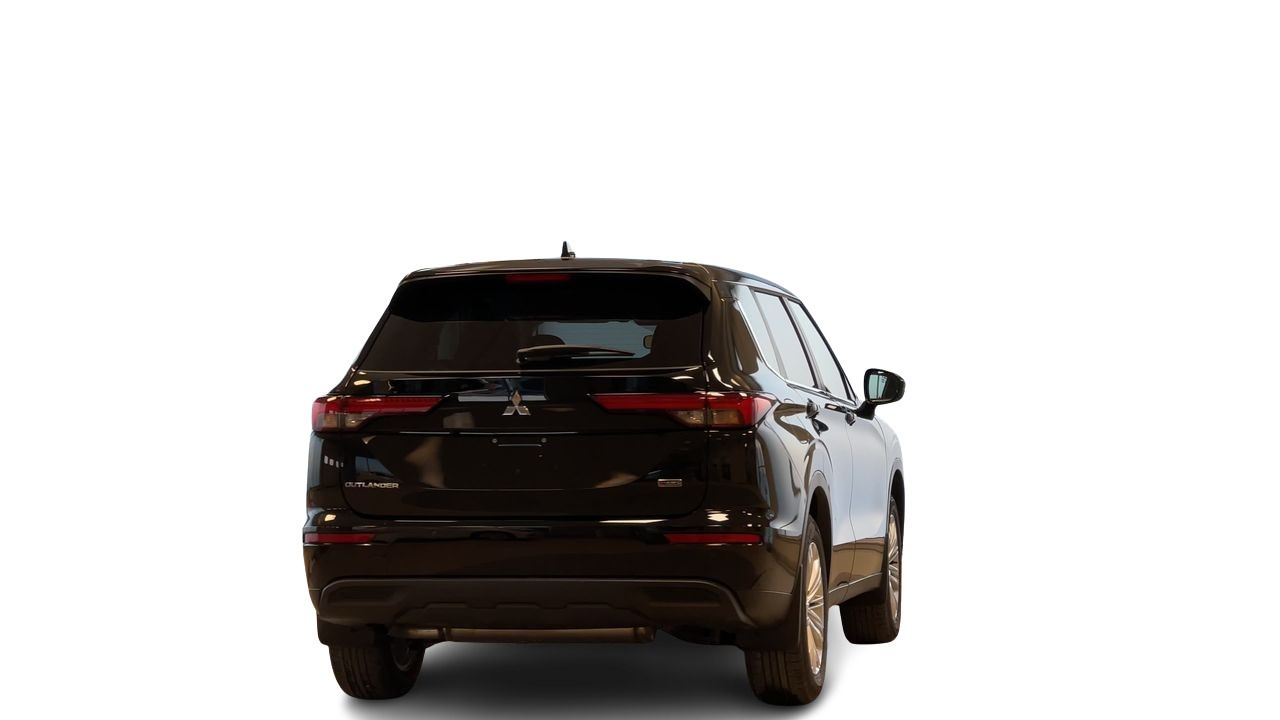 2025 Mitsubishi Outlander in Regina, Saskatchewan
