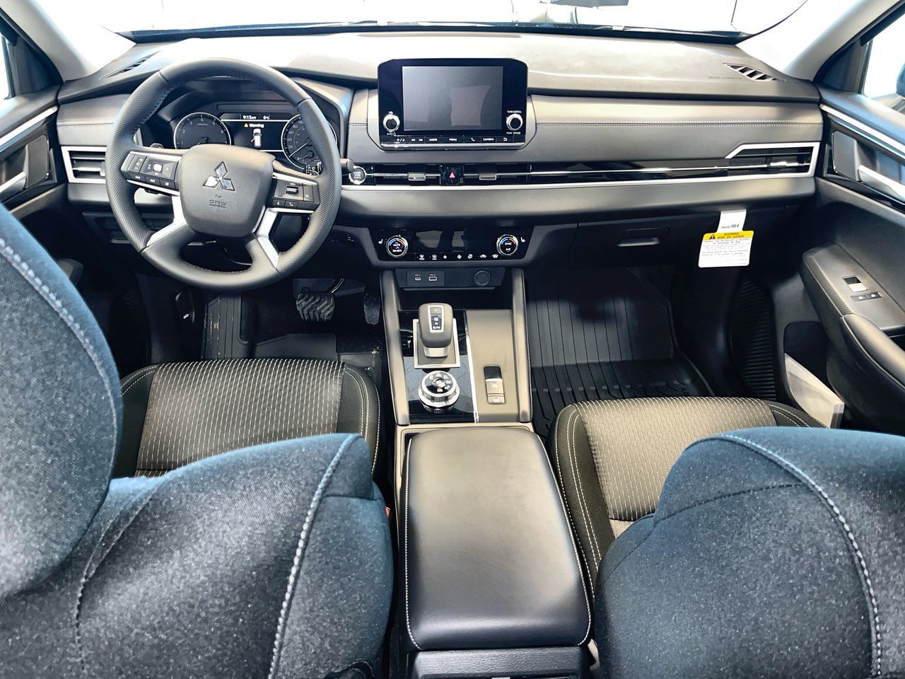 2025 Mitsubishi Outlander in Regina, Saskatchewan